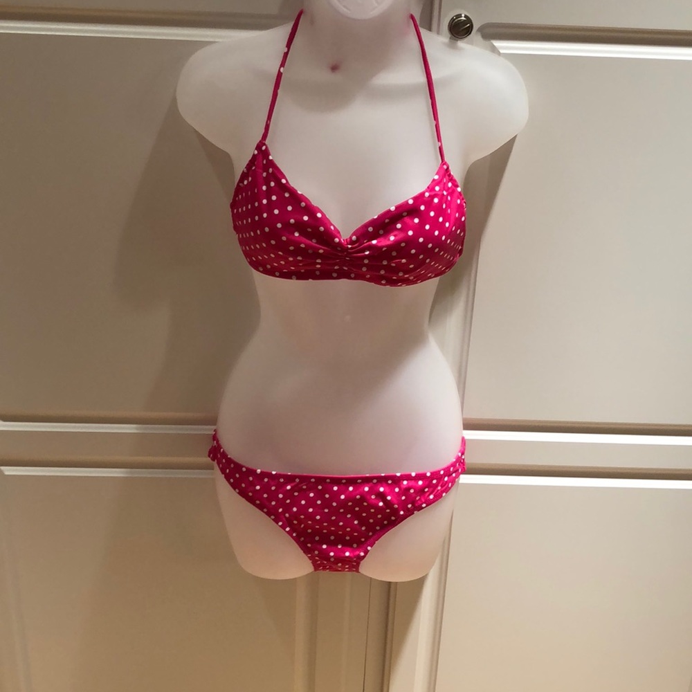 NWT Victoria’s Secret bikini. Hot pink.